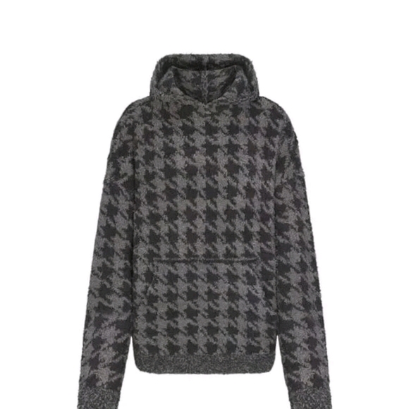 SKIMS SIZE SMALL-MEDIUM Cozy Knit Unisex Hoodie - Picture 1 of 6